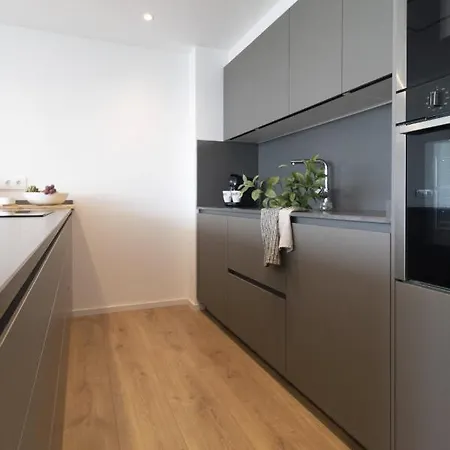 Vivalidays Apartour - Апартаменты *