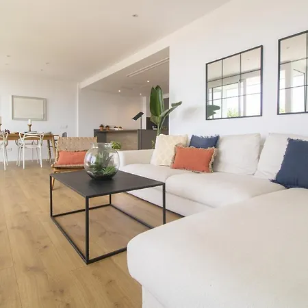 Апартаменты Vivalidays Apartour - *