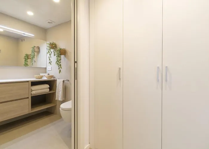 Vivalidays Apartour - *